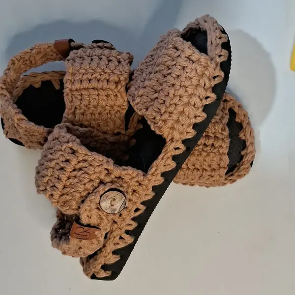 Sandália Catarina em crochê